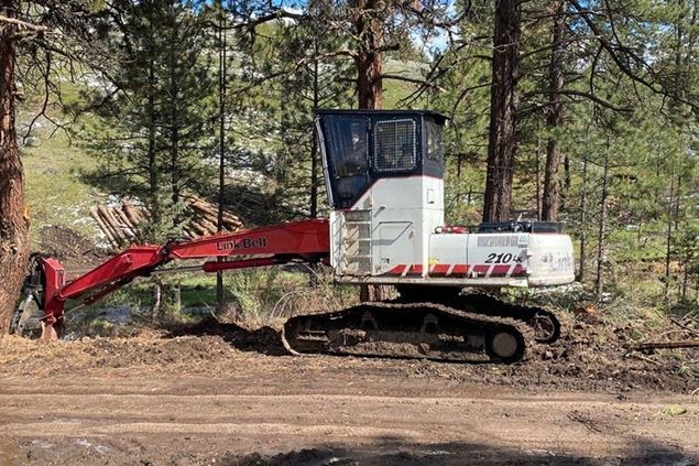 2005 Link-Belt 210 LX Log Loader